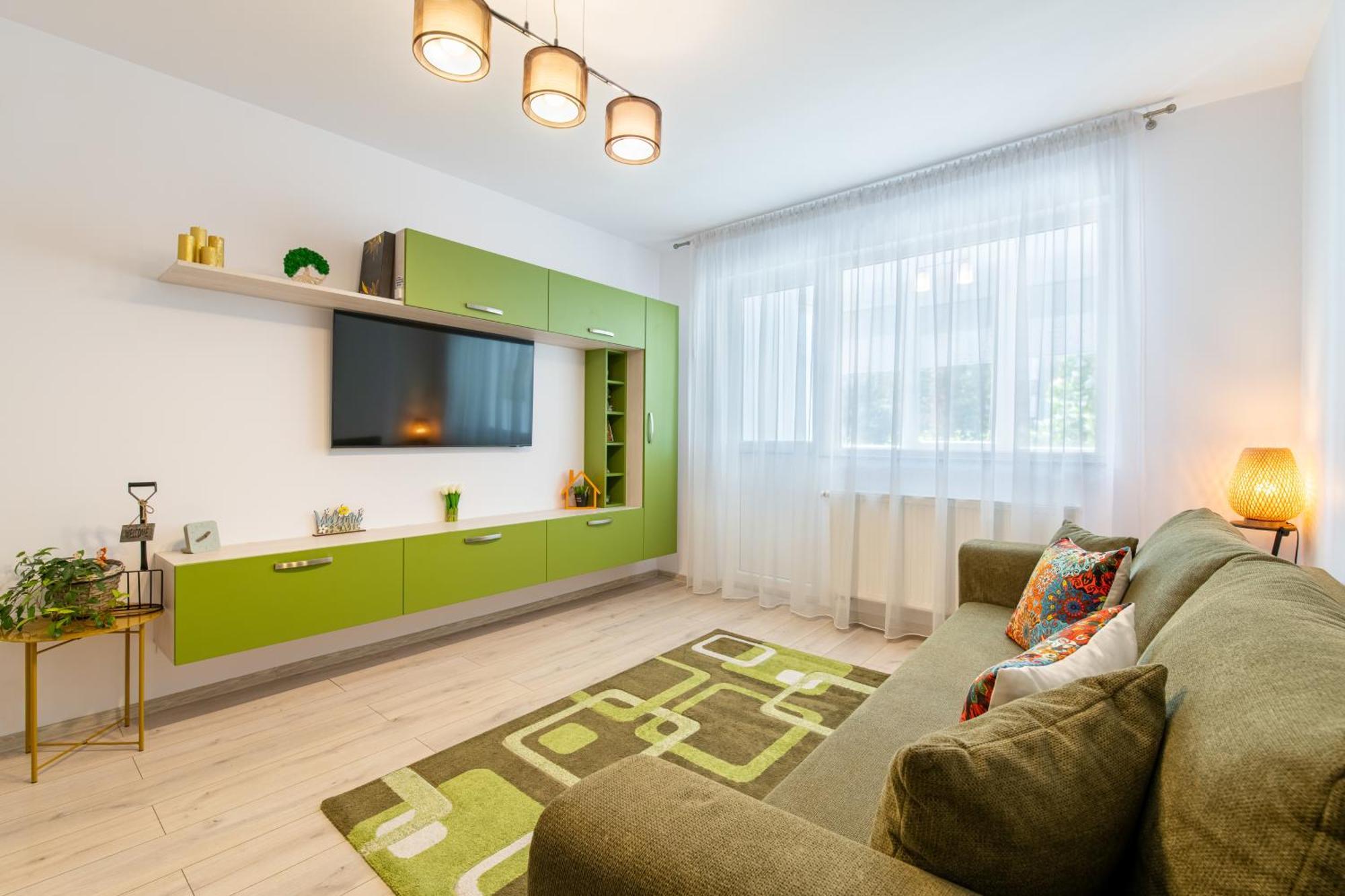 Springhome - Cozy Apartment With Balcony & Parking Brasov Exterior photo